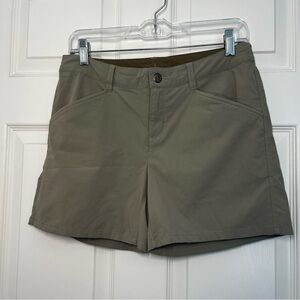 Patagonia Tan Quandary Hiking Shorts 5” inseam Size 6